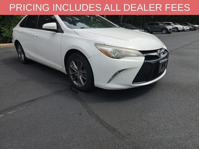 2015 Toyota Camry SE FWD photo