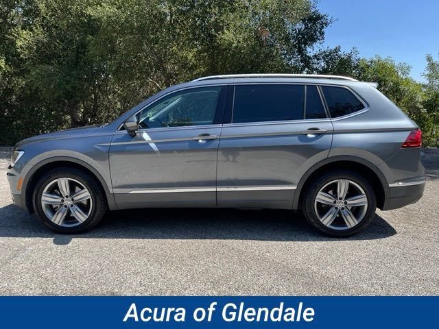2021 Volkswagen Tiguan SEL FWD photo
