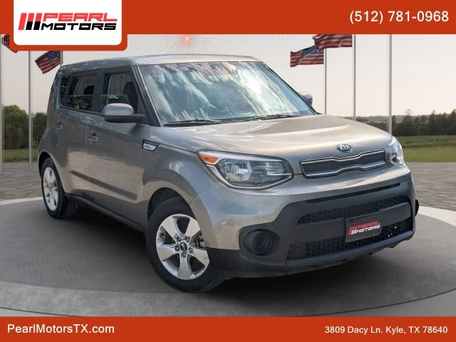 2017 Kia Soul Base FWD photo