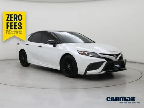 2021 Toyota Camry XSE V6 FWD photo