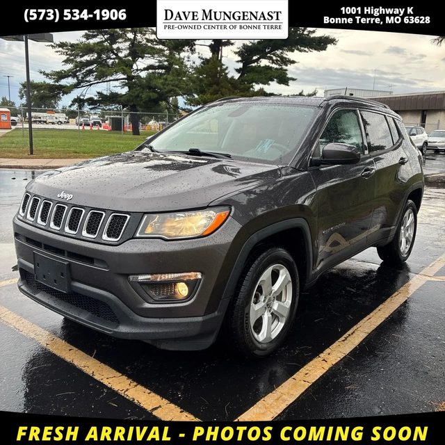 2021 Jeep Compass Latitude 4WD photo