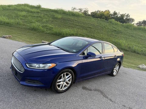 2015 Ford Fusion SE FWD photo