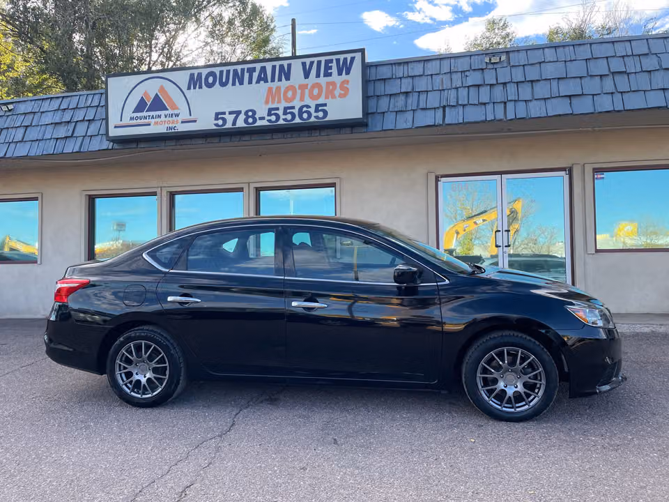 2019 Nissan Sentra S FWD photo