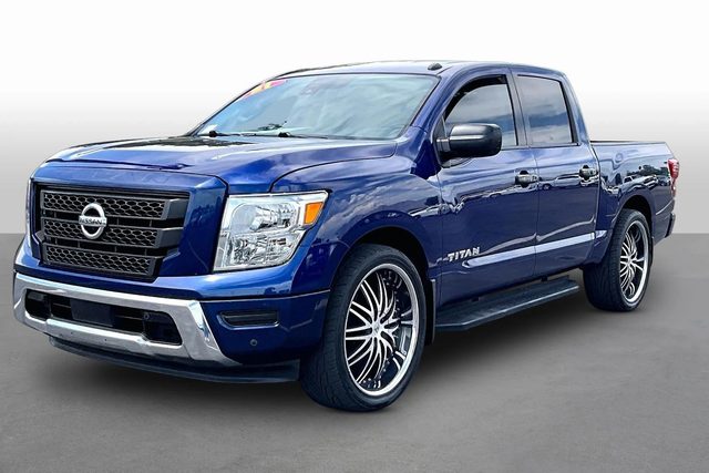 2021 Nissan Titan SV RWD photo