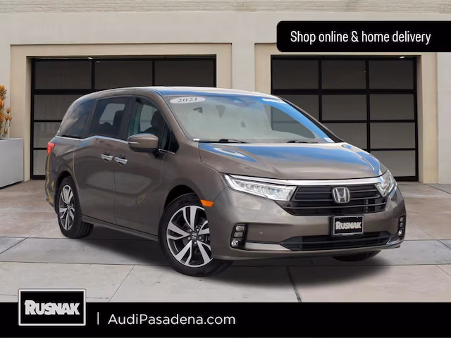 2021 Honda Odyssey Touring FWD photo