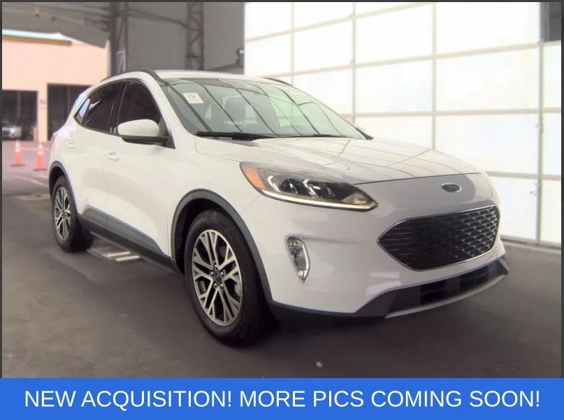 2020 Ford Escape SEL FWD photo