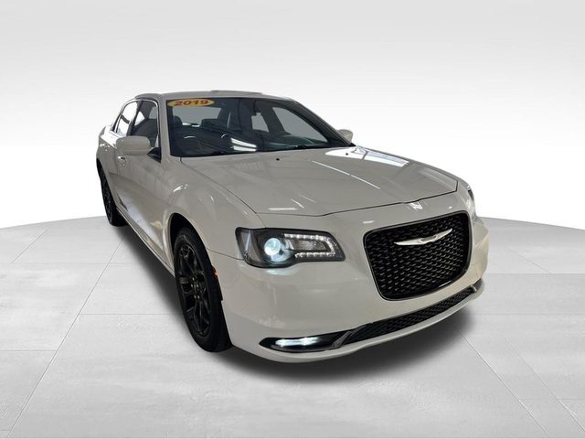 2019 Chrysler 300 300S AWD photo