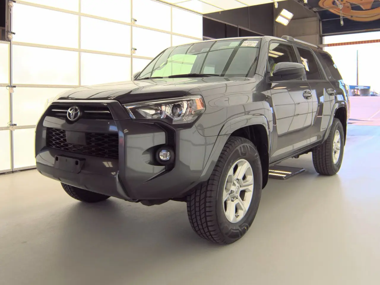 2021 Toyota 4Runner SR5 4WD photo