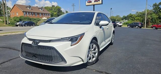 2021 Toyota Corolla LE FWD photo