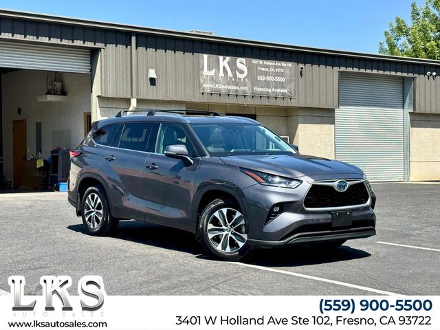 2021 Toyota Highlander Hybrid XLE AWD photo