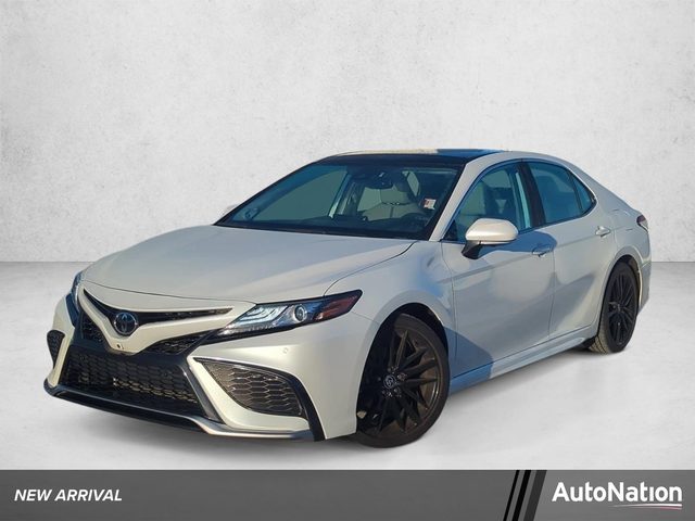 2021 Toyota Camry XSE FWD photo