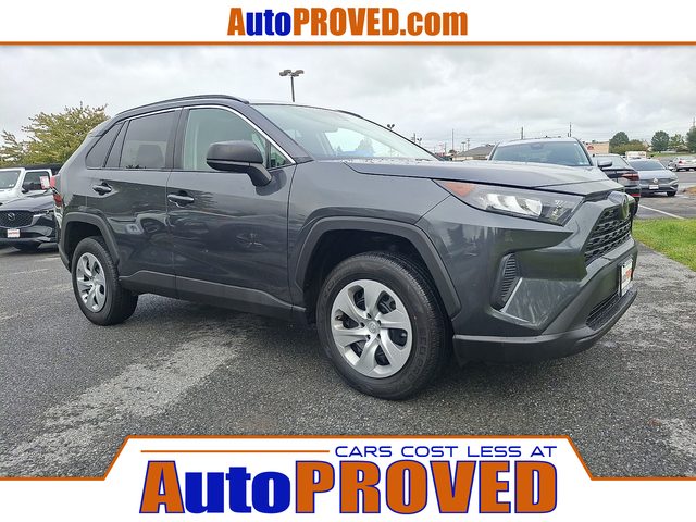2021 Toyota RAV4 LE AWD photo