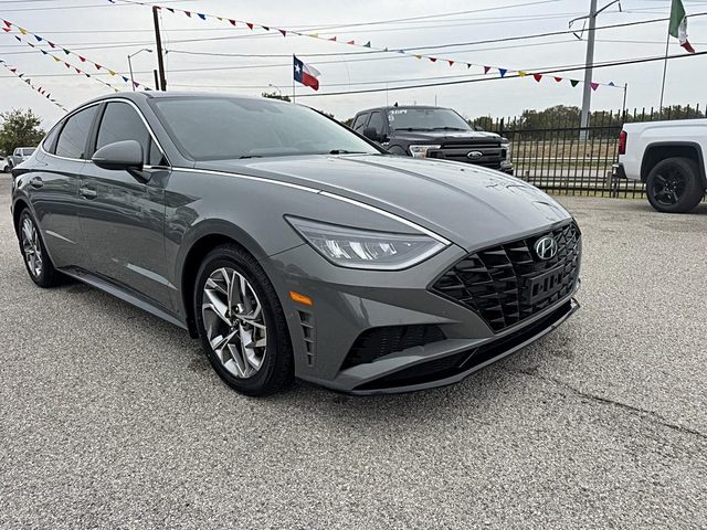 2021 Hyundai Sonata SEL FWD photo
