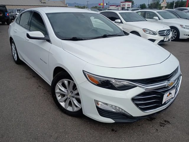 2021 Chevrolet Malibu LT FWD photo
