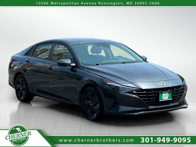 2021 Hyundai Elantra SEL FWD photo