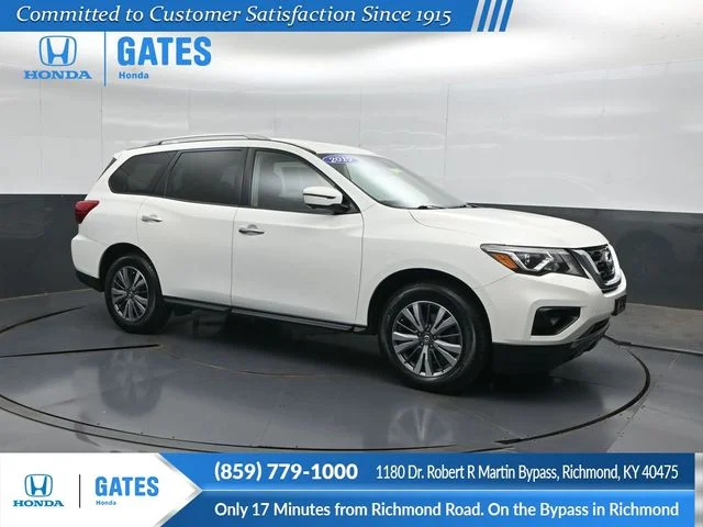 2019 Nissan Pathfinder SL 4WD photo