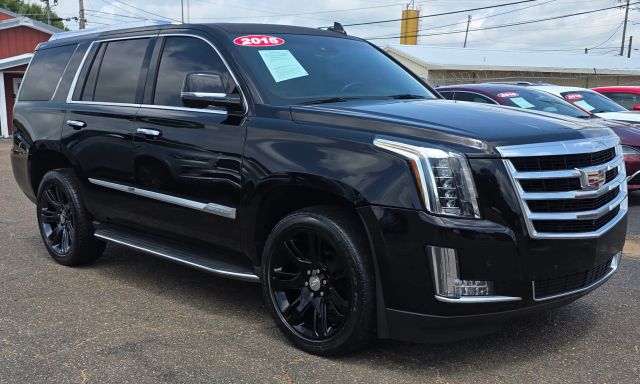 2015 Cadillac Escalade Luxury RWD photo