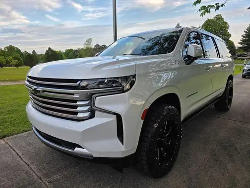2021 Chevrolet Suburban High Country 4WD photo