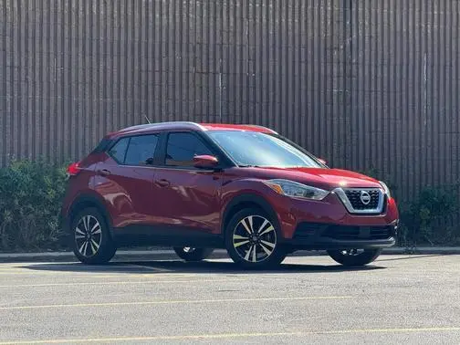 2020 Nissan Kicks SV FWD photo
