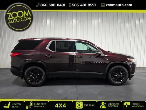 2021 Chevrolet Traverse LT Cloth AWD photo