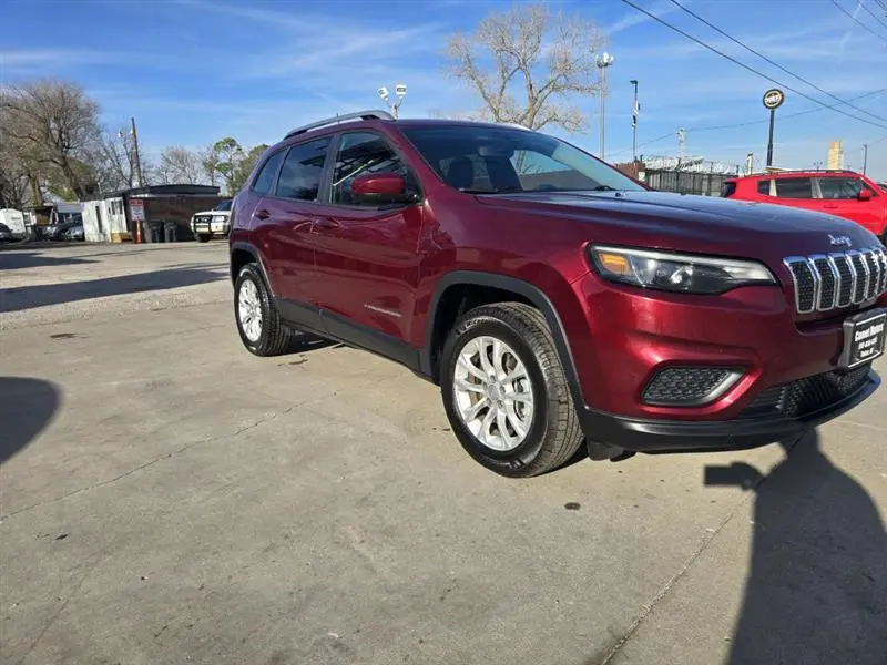 2021 Jeep Cherokee Latitude 4WD photo
