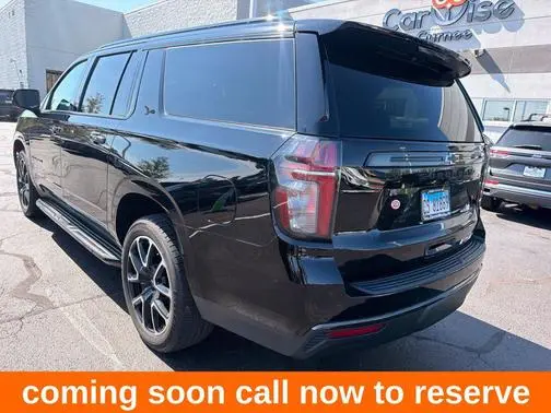 2021 Chevrolet Suburban RST 4WD photo
