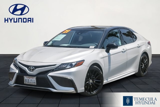 2021 Toyota Camry XSE FWD photo