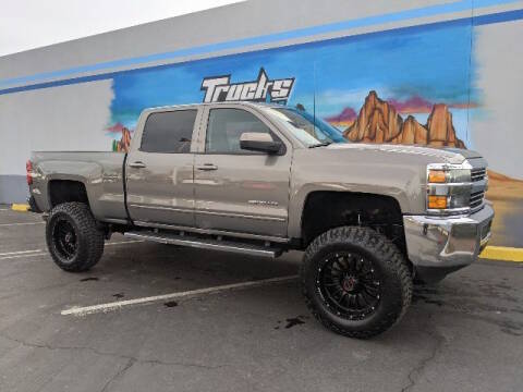 2017 Chevrolet Silverado 2500HD LT 4WD photo