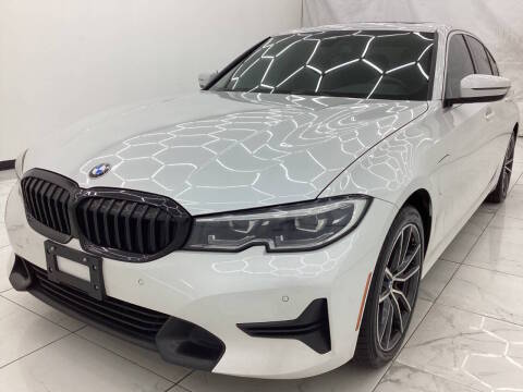 2021 BMW 3 Series 330e xDrive AWD photo