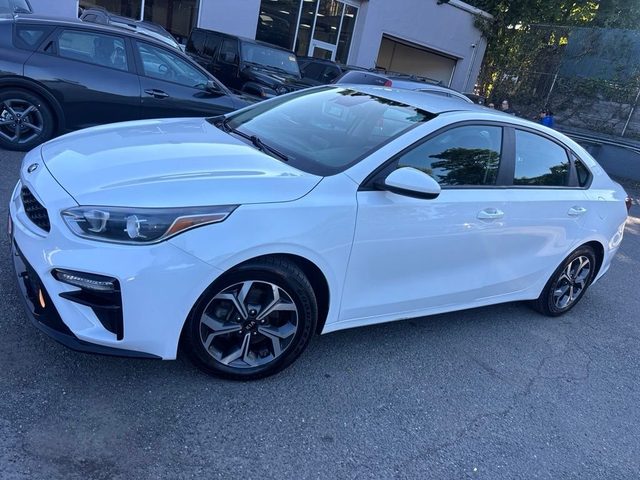 2021 Kia Forte LXS FWD photo