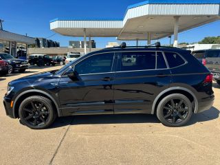 2021 Volkswagen Tiguan SE R-Line Black AWD photo