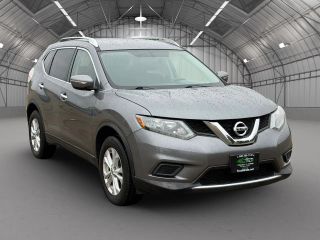 2015 Nissan Rogue SV AWD photo