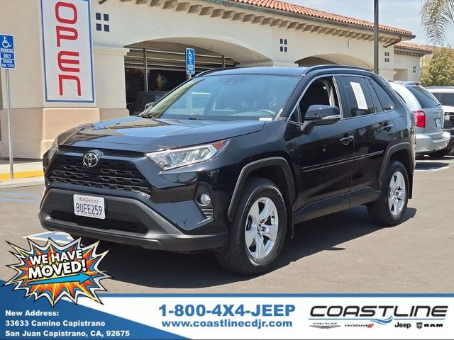 2021 Toyota RAV4 XLE FWD photo