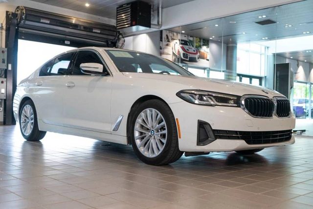 2021 BMW 5 Series 530i xDrive AWD photo