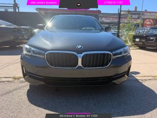 2021 BMW 5 Series 530i xDrive AWD photo