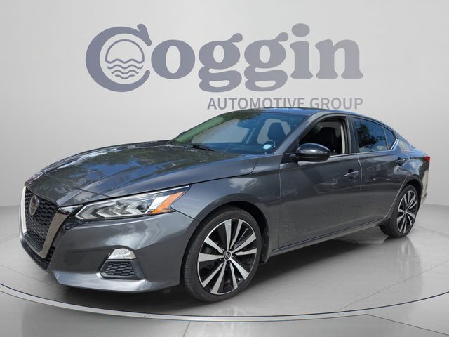 2021 Nissan Altima 2.5 SR AWD photo