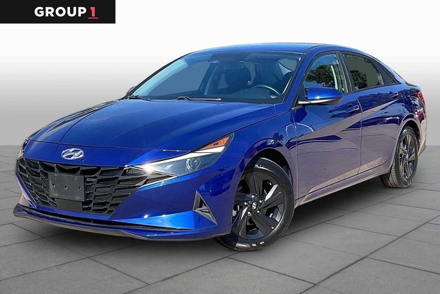 2021 Hyundai Elantra SEL FWD photo
