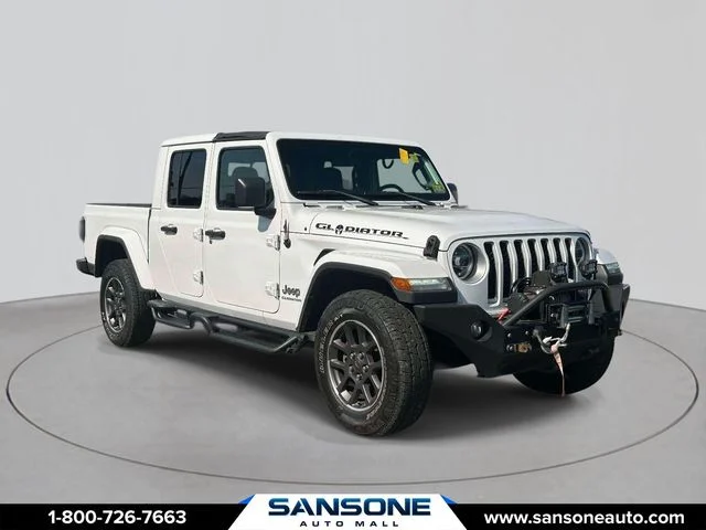 2021 Jeep Gladiator Overland 4WD photo