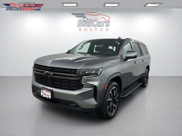 2021 Chevrolet Suburban RST 4WD photo