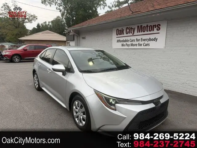 2021 Toyota Corolla LE FWD photo