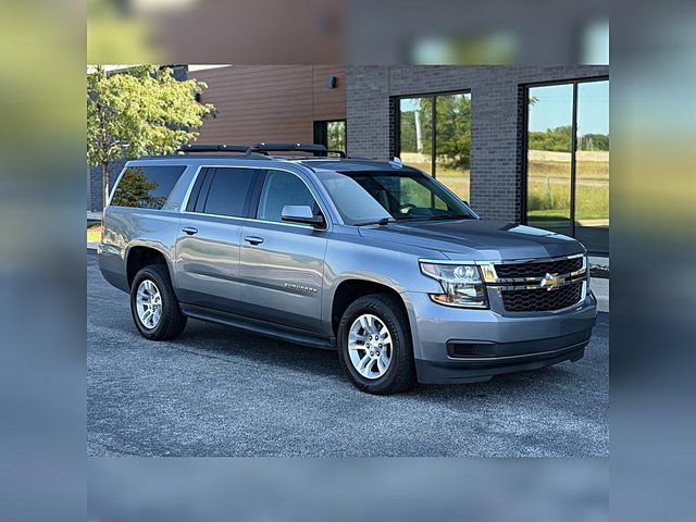 2020 Chevrolet Suburban LT 4WD photo
