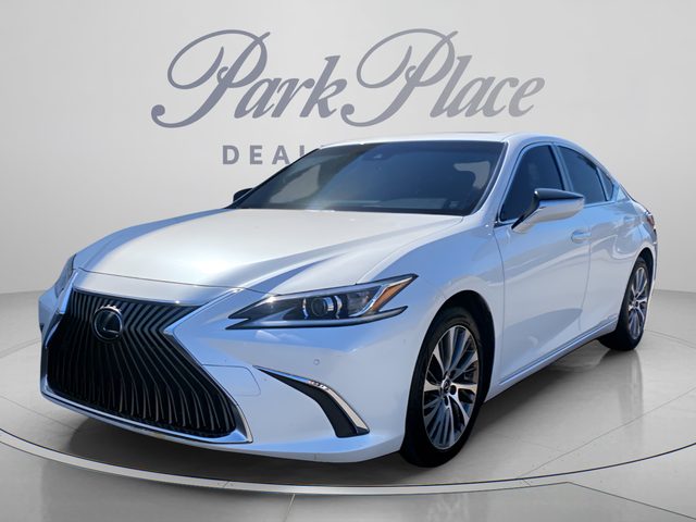 2019 Lexus ES ES 300h FWD photo