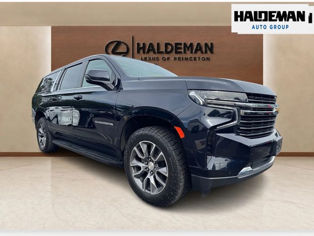 2021 Chevrolet Suburban LT 4WD photo