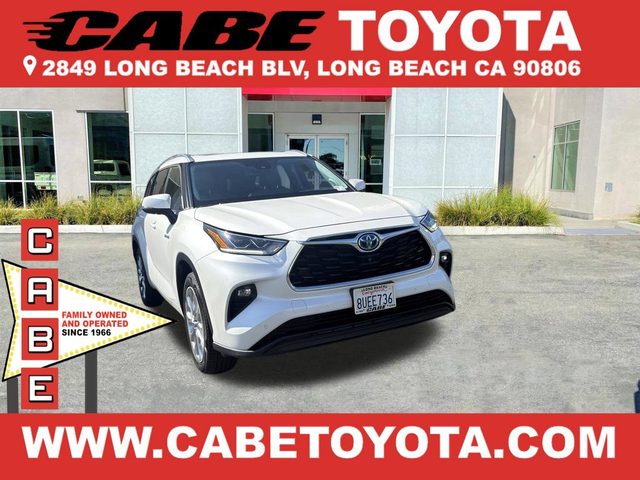 2021 Toyota Highlander Hybrid Limited FWD photo