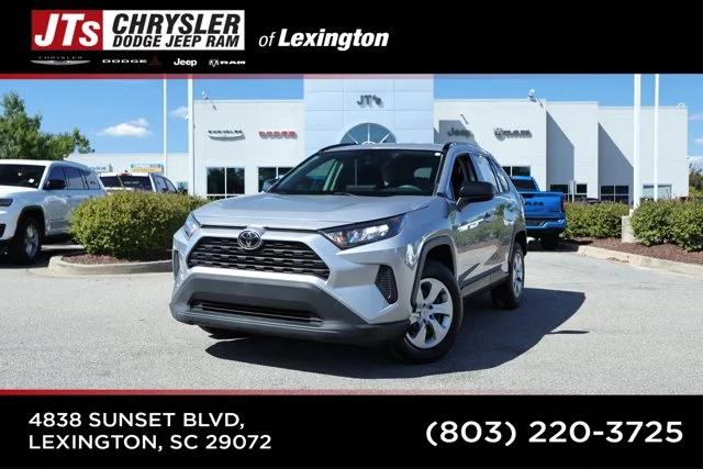 2021 Toyota RAV4 LE AWD photo