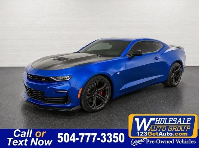 2021 Chevrolet Camaro 1SS RWD photo