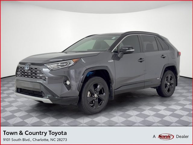 2021 Toyota RAV4 Hybrid XSE AWD photo