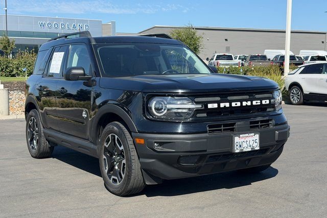 2021 Ford Bronco Sport Outer Banks 4WD photo