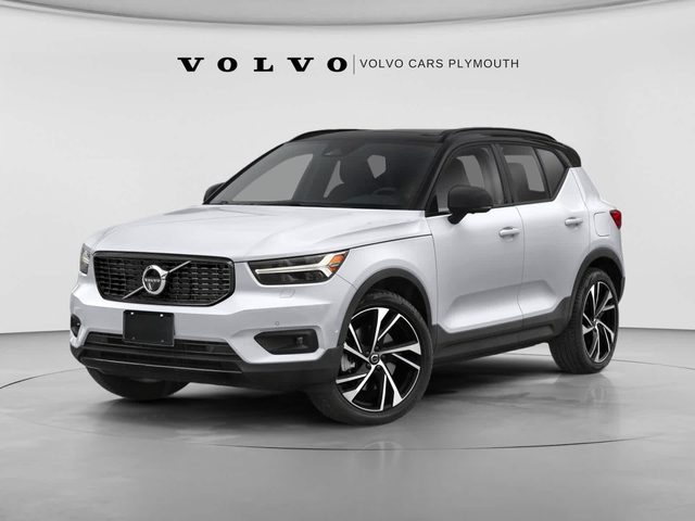 2021 Volvo XC40 R-Design AWD photo
