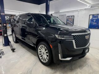 2021 Cadillac Escalade ESV Luxury RWD photo